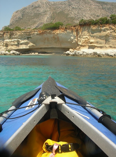 Πλώρη για γαλαζοπράσινα νερά